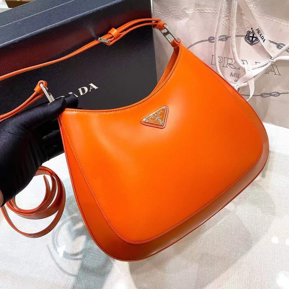 프라다 클레오 브러시 레더 오렌지 숄더백 1BC156